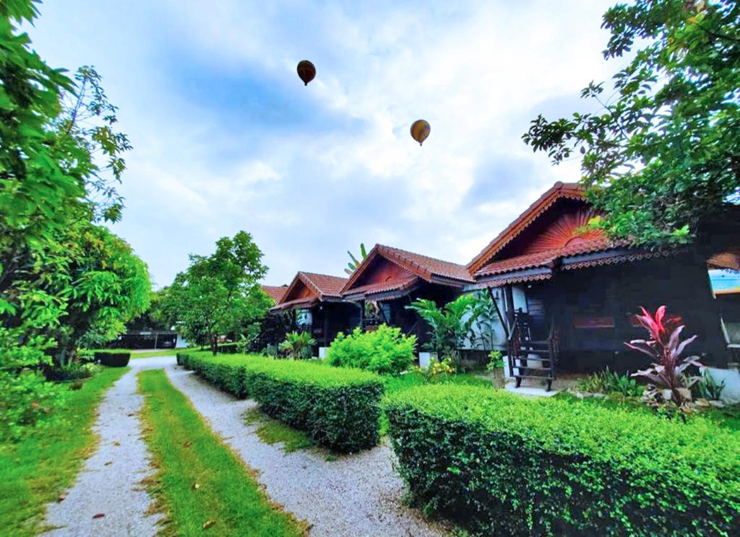 Vang Vieng Garden Villa Esterno foto
